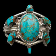 Exceptional Sea Turtle Cuff