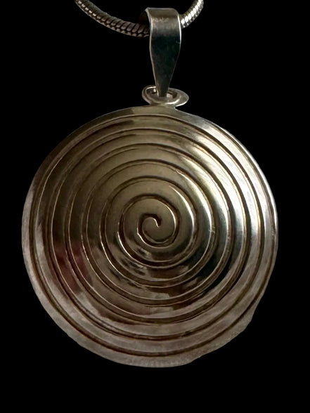 Vintage 950 Silver Spiral Pendant Necklace